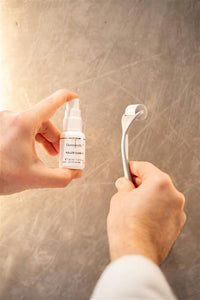 Dermaroller microneedling professionnel 9 rangées d’aiguilles avec profondeur de 1 mm