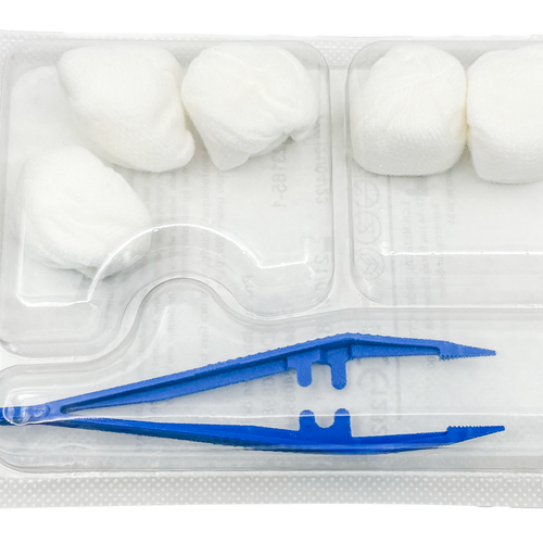 Set de pansement avec pince anatomique et boules non tissées - Carton de 5