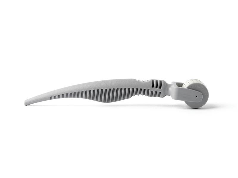 Dermaroller microneedling professionnel 9 rangées d’aiguilles avec profondeur de 1 mm